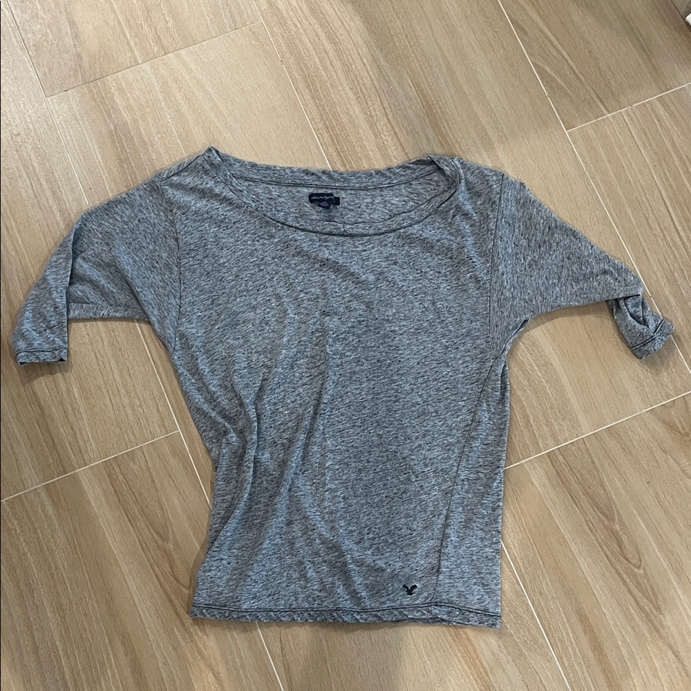 American Eagle Outfitters Gray Short Sleeve Tee
